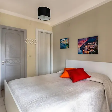Apartment ｐｏｍｐｅｉ ｉｎ ｌｏｖｅ *